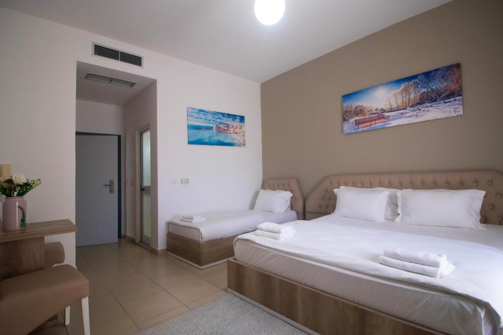 Hotel Princ Golem  Exterior photo